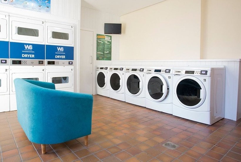 Общежитие Agnes Jones House  Campus Residence