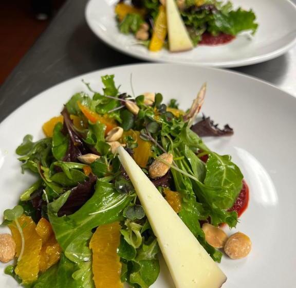 مبيت وإفطار Channel Bass Inn And Restaurant