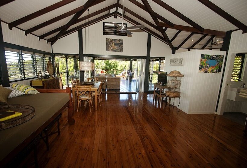 Bedarra Beach House