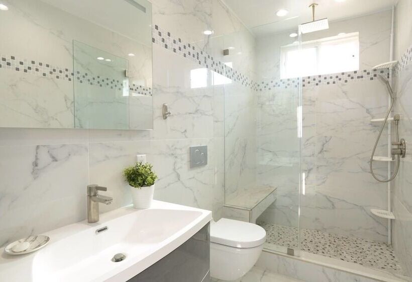 Bright Spacious Family House Near Universal Studios