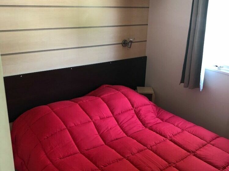 בית מלון כפרי Camping Des Rosieres