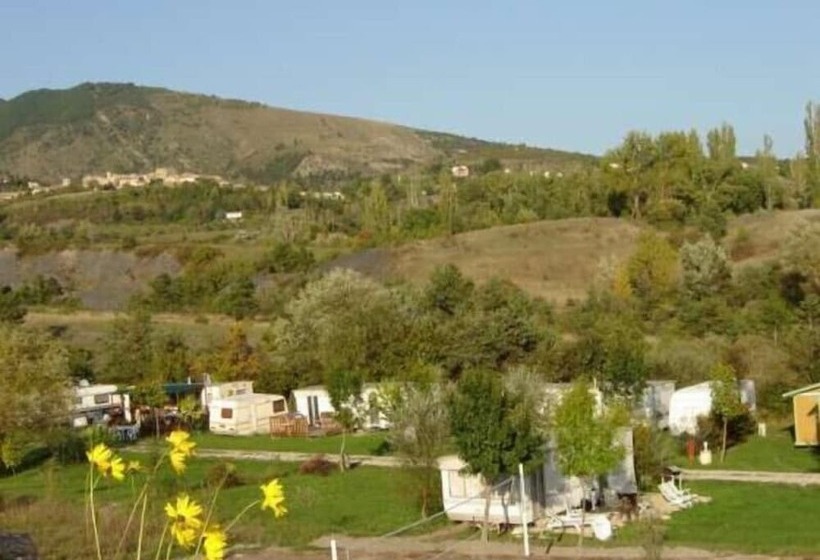 בית מלון כפרי Camping Des Rosieres