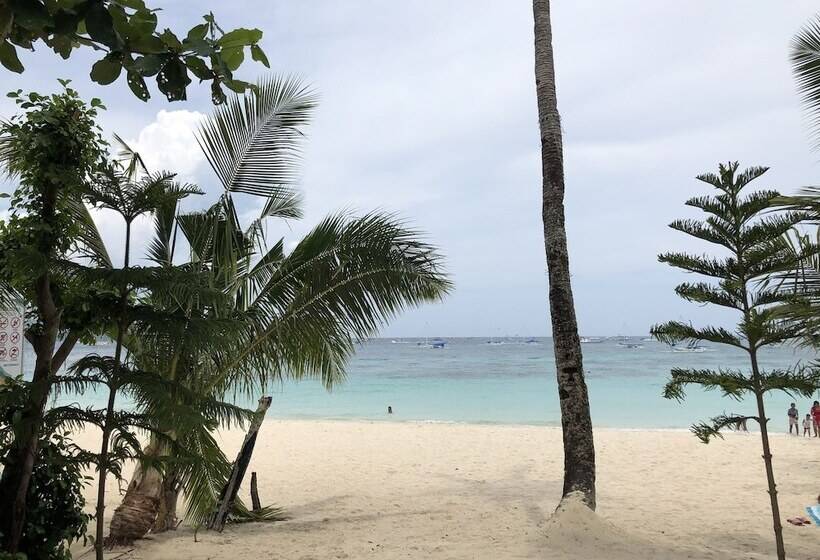 Отель Signature Boracay Blue