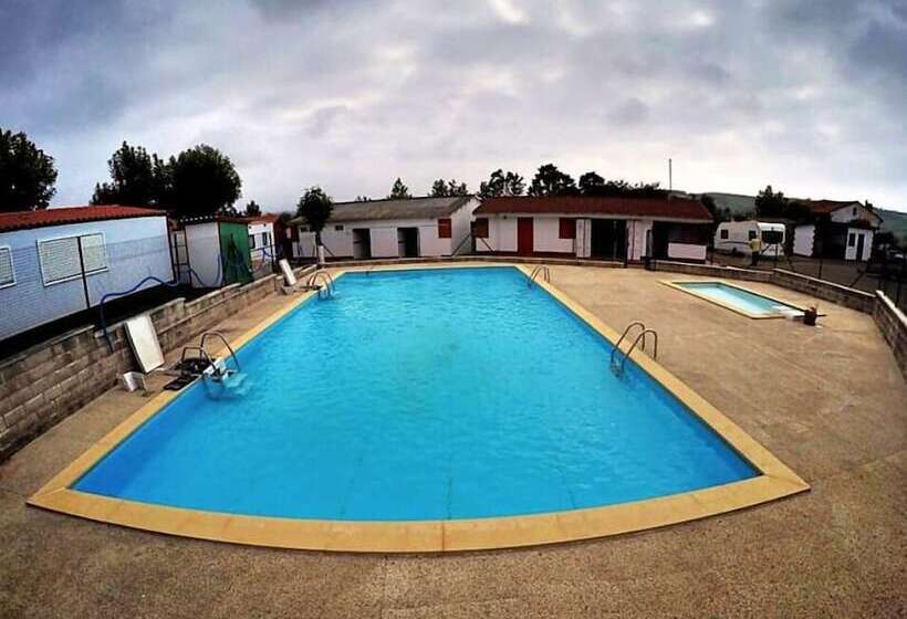 هتل Star Surf Camps