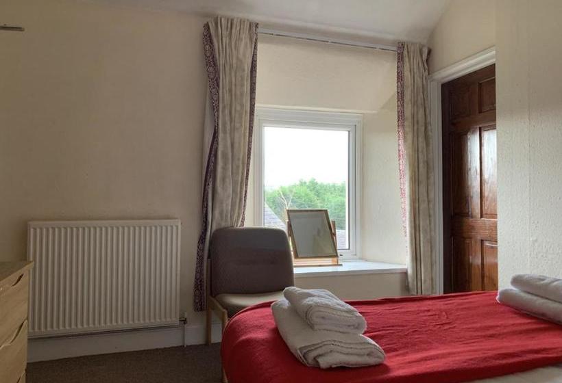 בית מלון כפרי The Castle