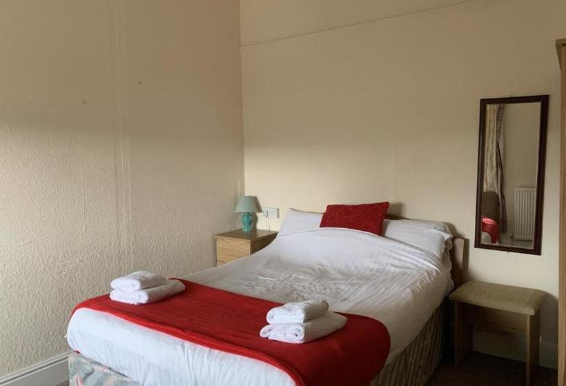 בית מלון כפרי The Castle