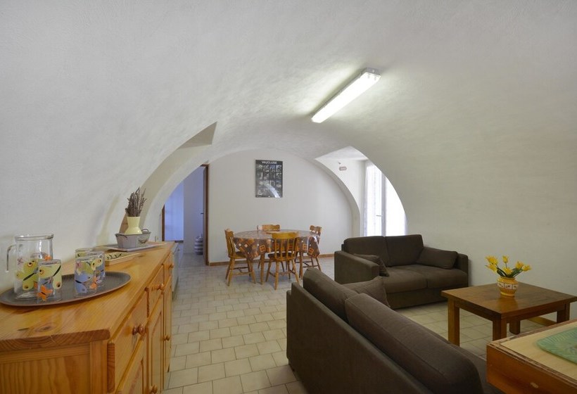 Les Bastidons Du Souleyan