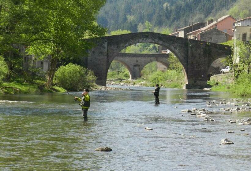 Les Hauts De Camarès
