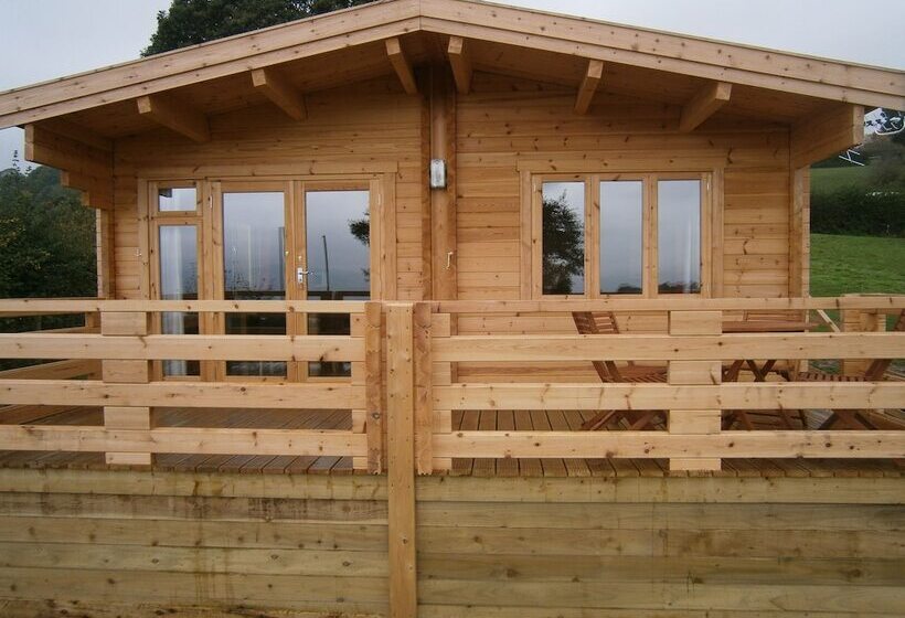 Long Mountain Centre