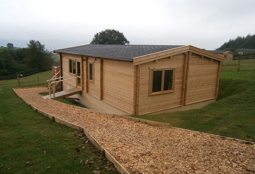 Long Mountain Centre