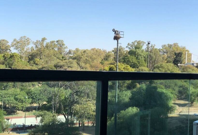 Lugones 203 By Lugar