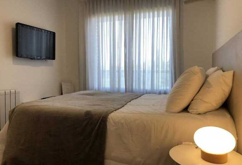 Lugones 203 By Lugar