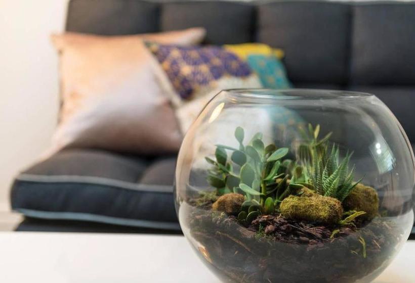 Melbourne Beachside Apartment