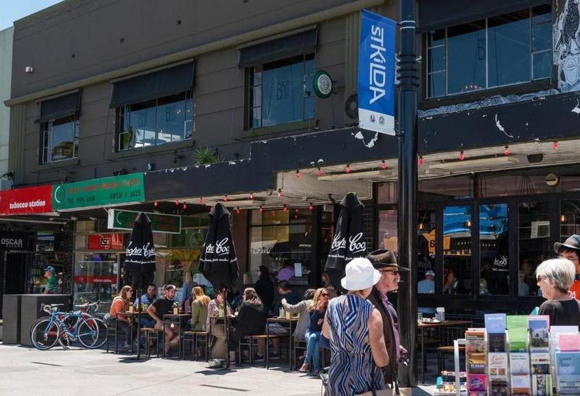 Melbourne Beachside Apartment