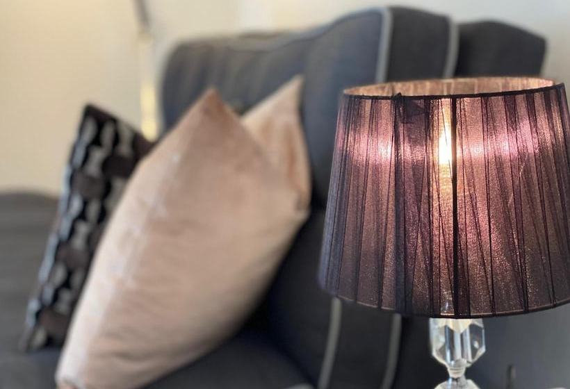 Melbourne Beachside Apartment