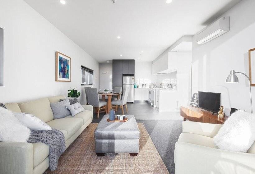 Ocean Views St Kilda Apartment By Ready Set Host