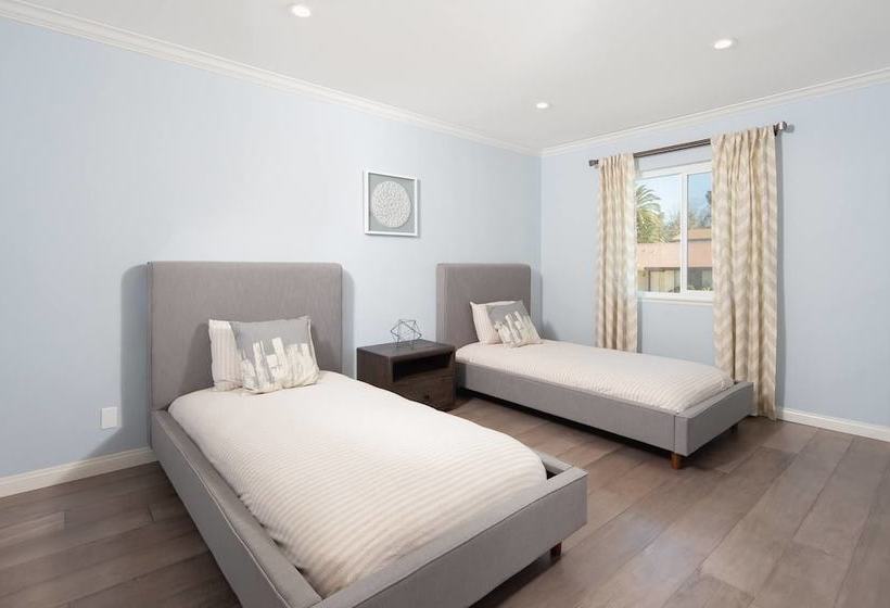 Radiant Estate New Luxury Cali 3 Bd!