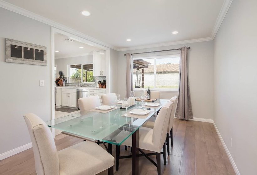 Radiant Estate New Luxury Cali 3 Bd!