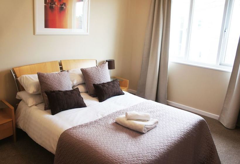 Robinson House Serviced Apartments