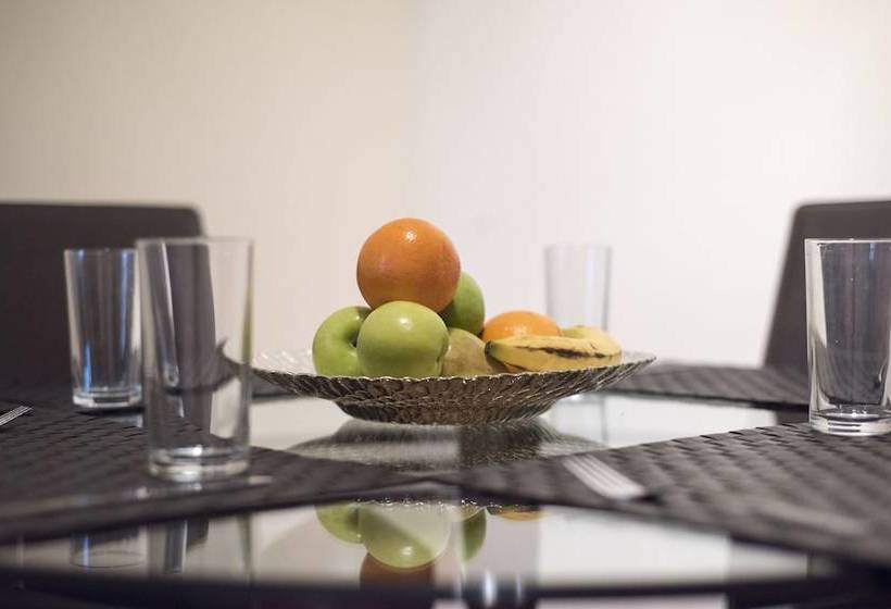 Robinson House Serviced Apartments