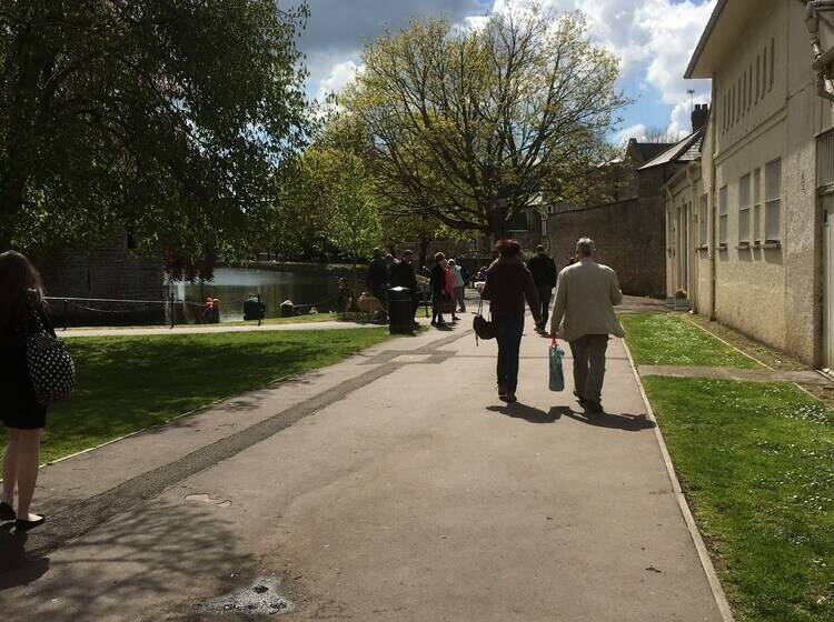 The White House Wells 2 Park View