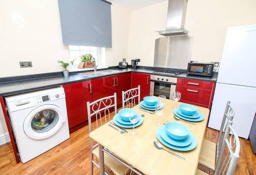 City View Flat At Liverpool St Brick Ln