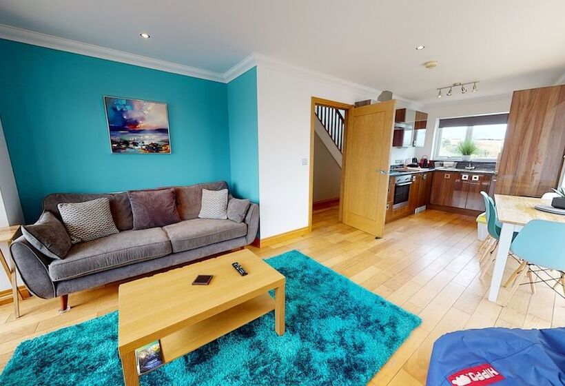 Cosy Dragon @pembrokeshire