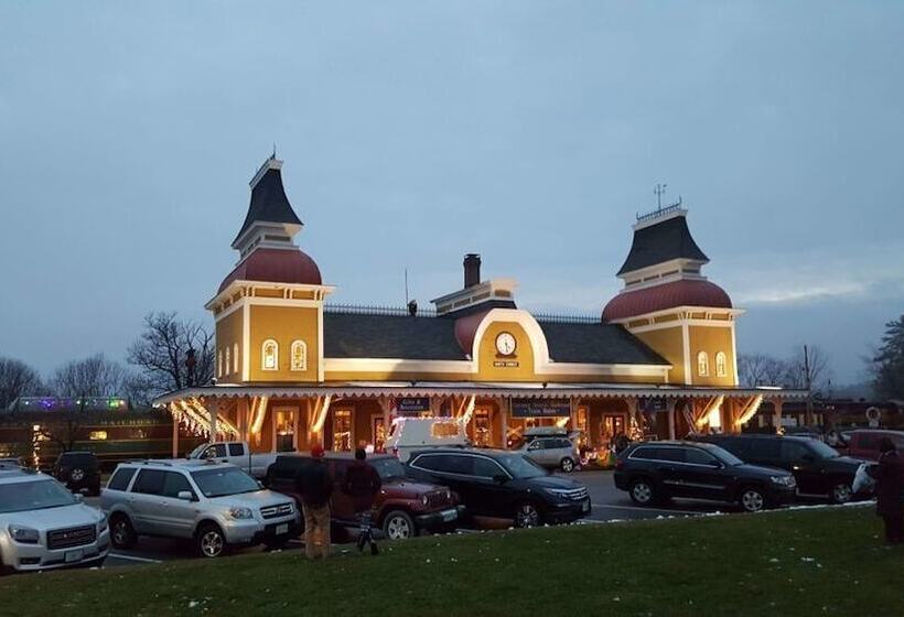 Cranmore Condominium Lodging