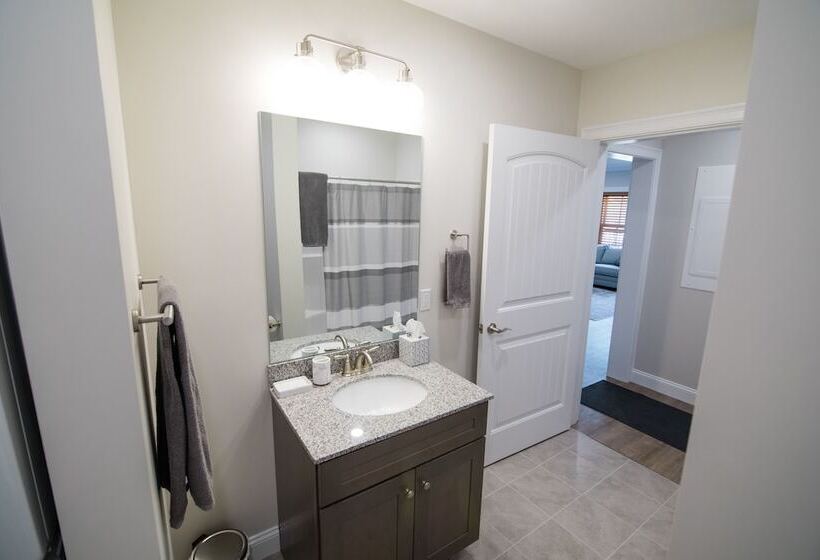 Cranmore Condominium Lodging