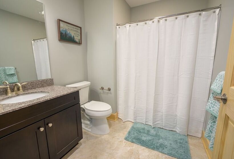 Cranmore Condominium Lodging