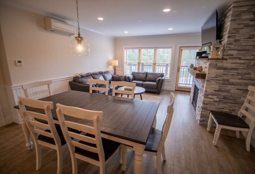 Cranmore Condominium Lodging