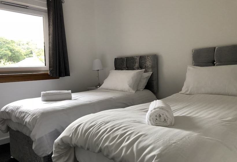 Dysart Sea View Apartment