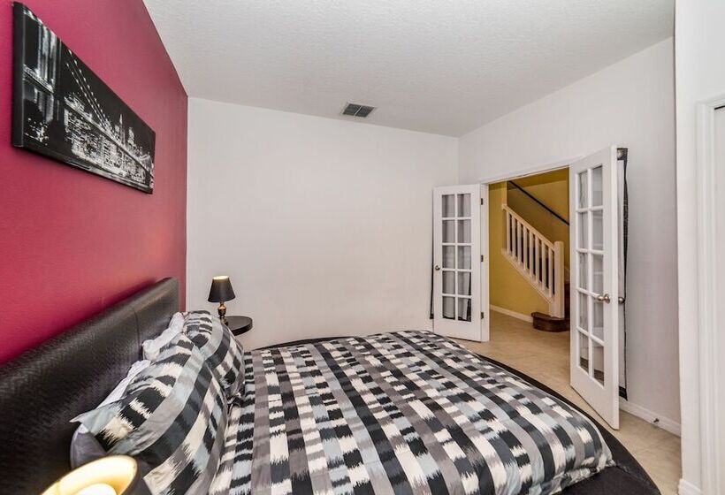 Emerald Island #1 7 Bed 6 Baths Villa