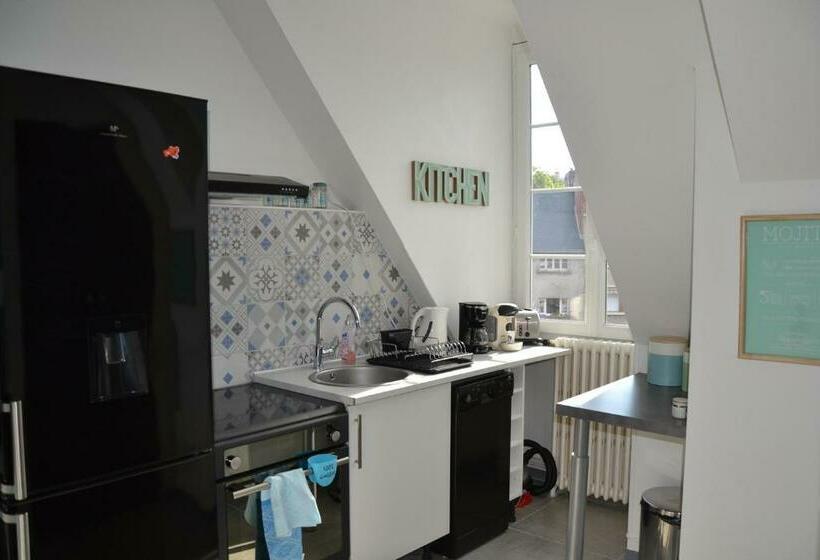 Entre Loire Et Chateau   Vue Sur La Loire