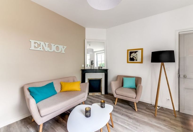 Fontainebleau Sweet Home Garden