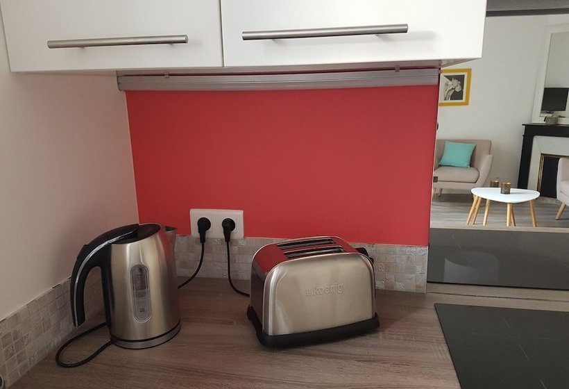 Fontainebleau Sweet Home Garden