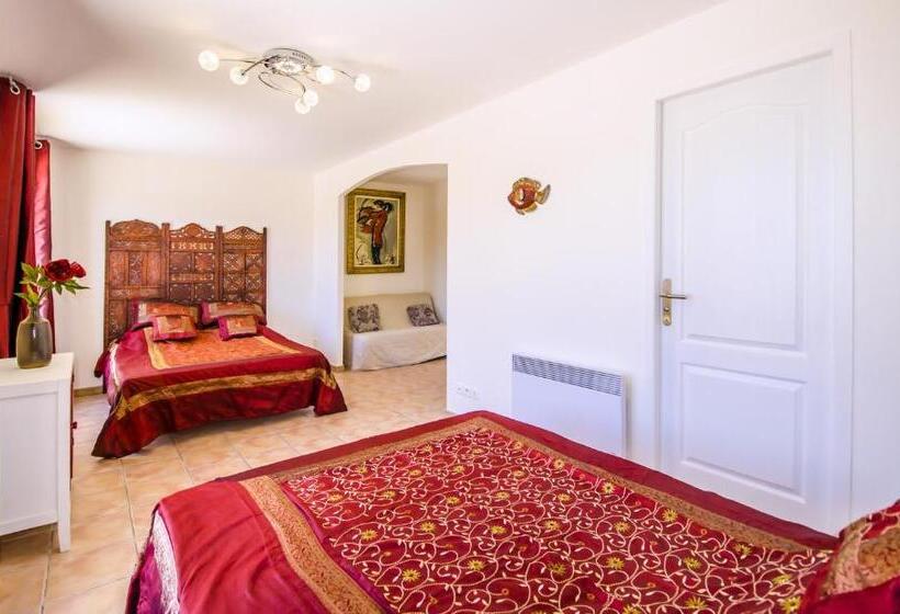 Grande Villa à Sainte Maxime   Golfe De Saint Tropez