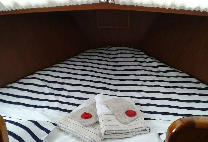 酒店 Audierne Yachting Yacht Time Out