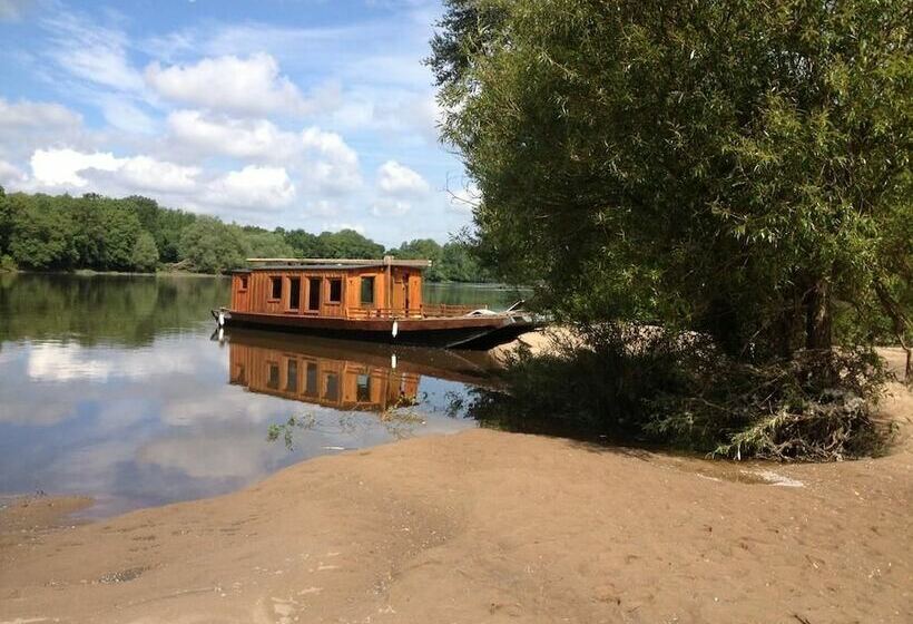 ホテル La Fauvette