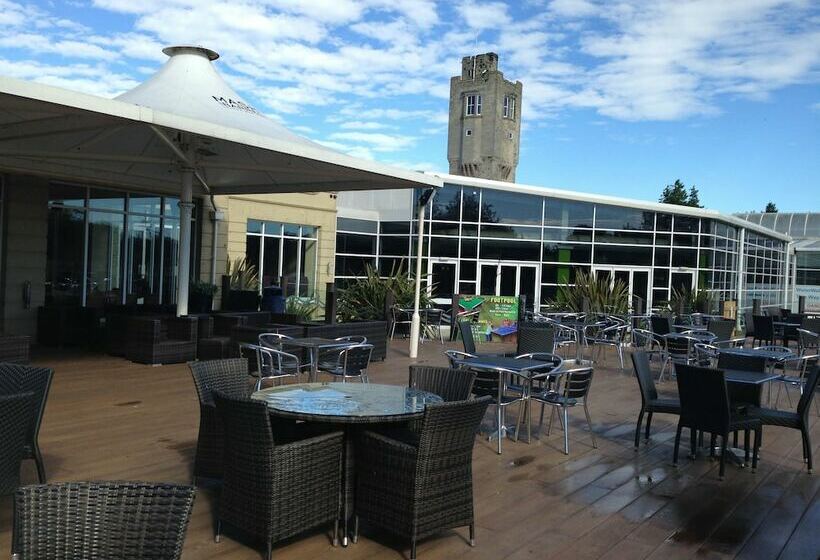 هتل Lakeside East