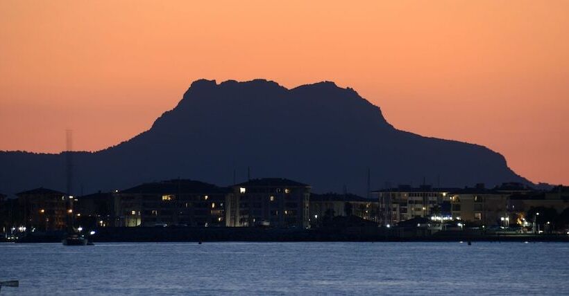 בית מלון כפרי Pap S Toy