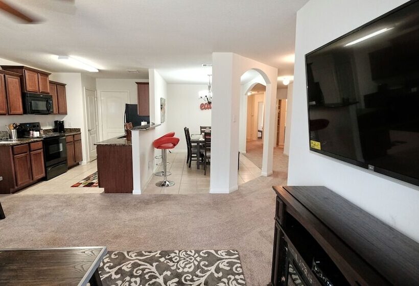 3bdrm 2bath 5beds   Iah Airport, Humble