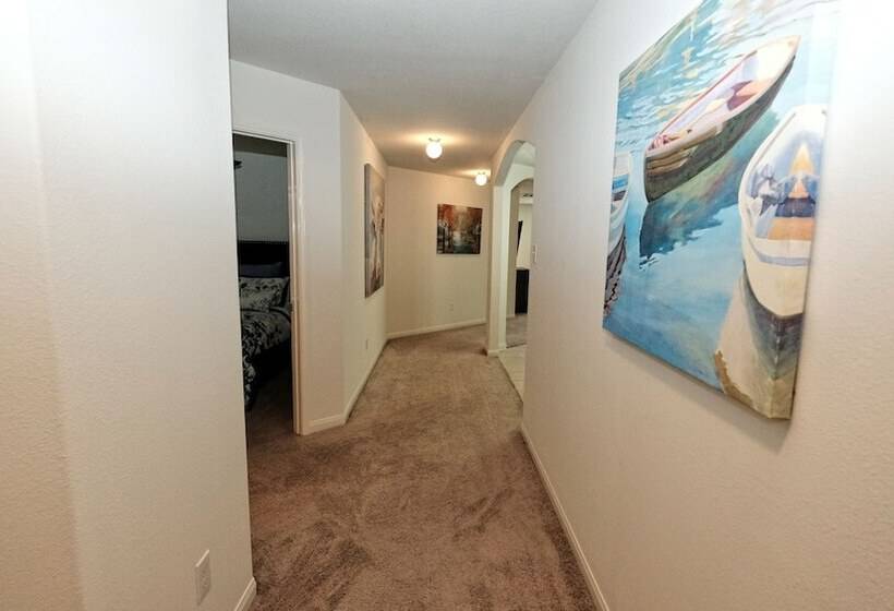 3bdrm 2bath 5beds   Iah Airport, Humble