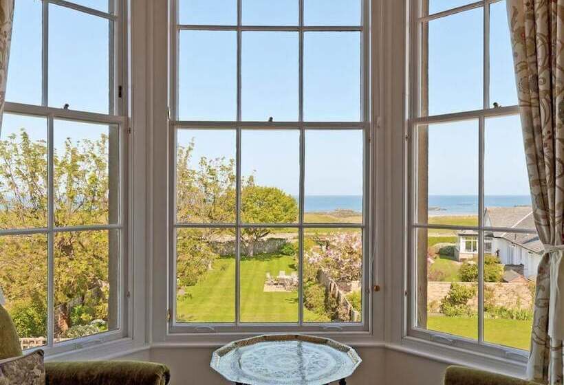 Inchgarry Court Main