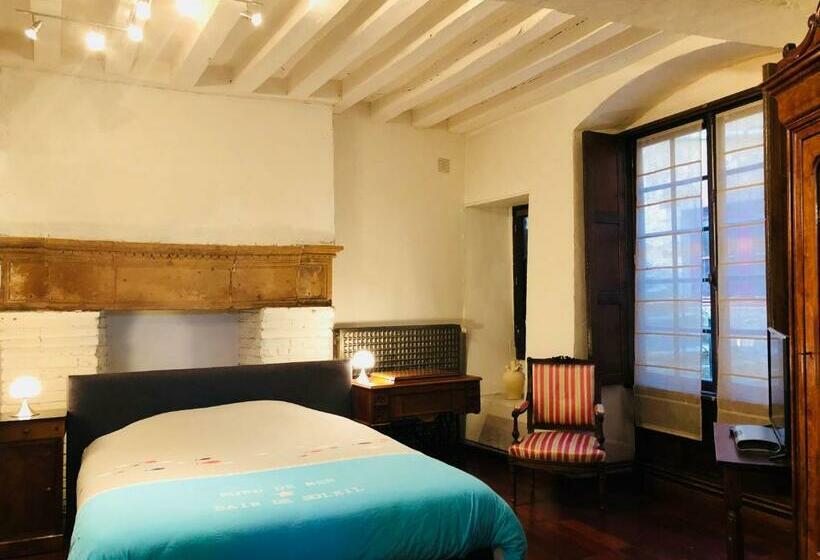 Le Gite De La Muraille