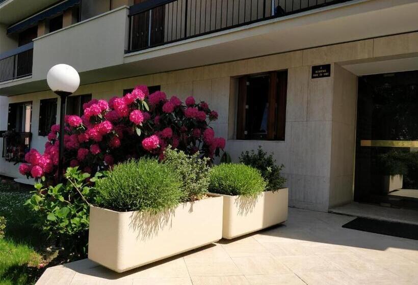 Le Parisien T1antony Berny By Beds4wanderlust   35m2 Avec Balcon   Aéroport Orly 5miles   Train Stat