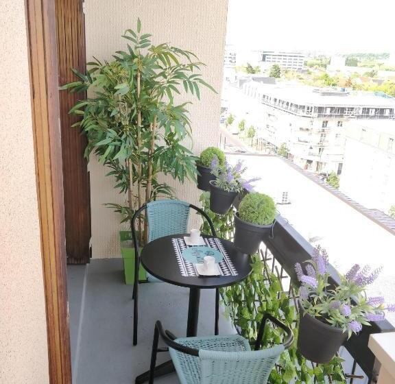 Le Parisien T1antony Berny By Beds4wanderlust   35m2 Avec Balcon   Aéroport Orly 5miles   Train Stat