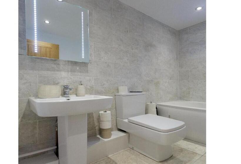 Live In Leeds Greenhill Bungalows