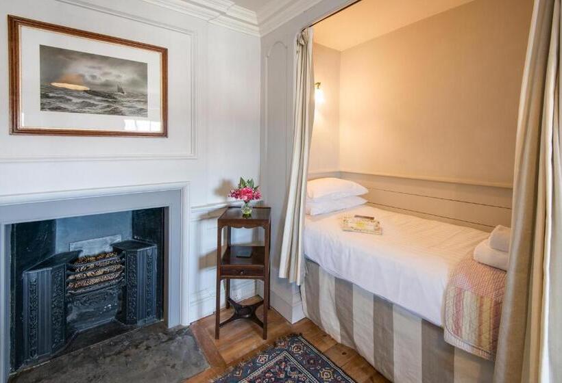 Merchant S House   Large Two Floor Apartment!! Sleeps Up To 11 People, First Floor Available Separat