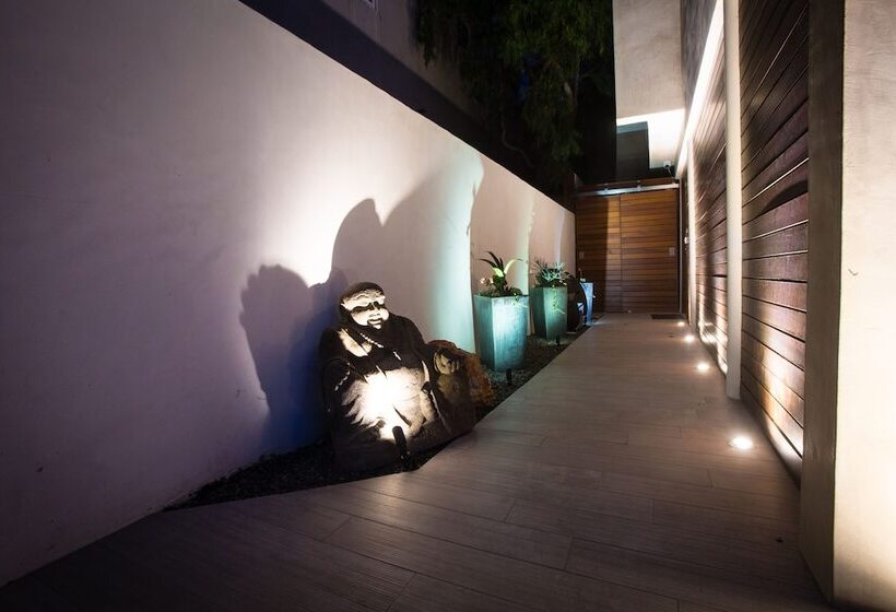 Modern Del Mar Beach Home